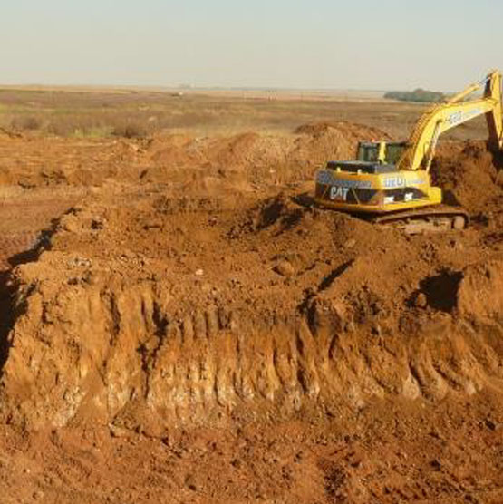 Vacuum Cleaning for mines earth movers